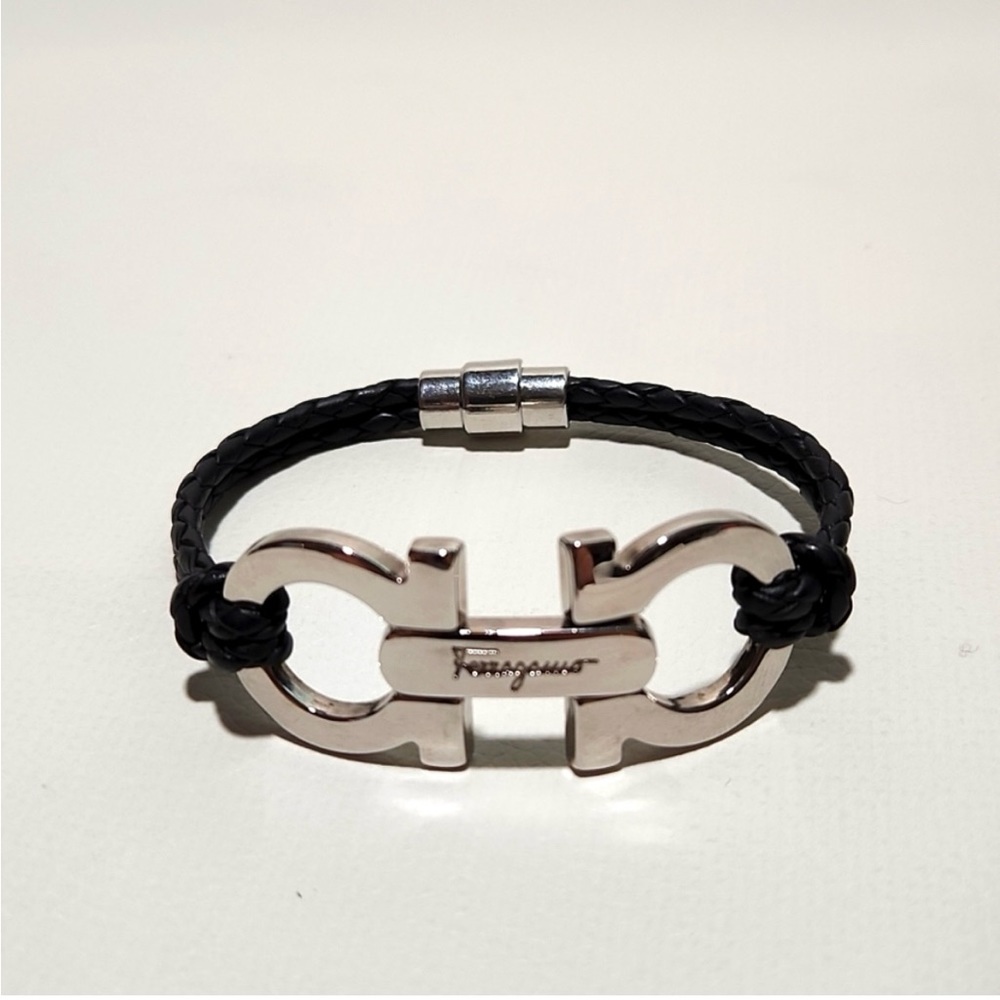 Salvatore Ferragamo leather bracelet black silver